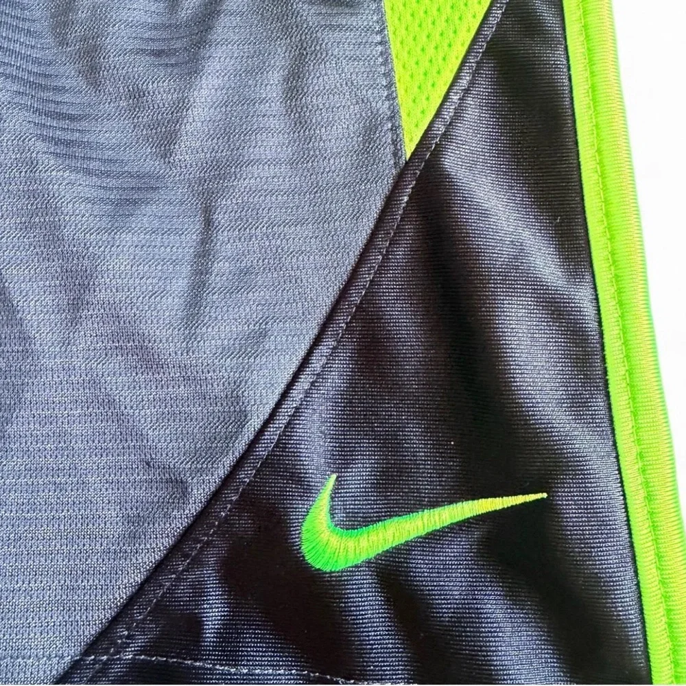 Nike Boys Basketball Shorts Black Neon Lime Green L